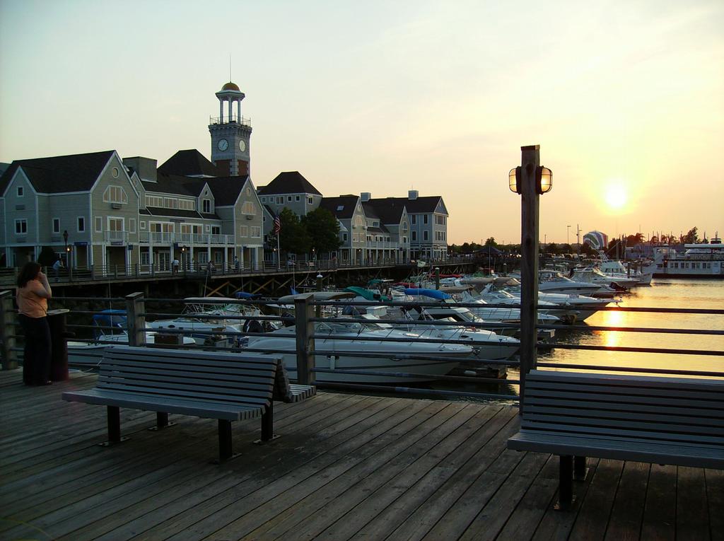 Pictures for Siros at Marina Bay in Quincy, MA 02171 Restaurants