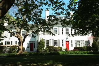 Josiah Sampson House Bed - Cotuit, MA