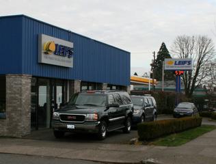 Leif's Auto Collision Ctr - Portland, OR