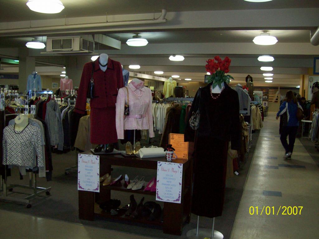 Clothing stores in milwaukee. Clothing stores online