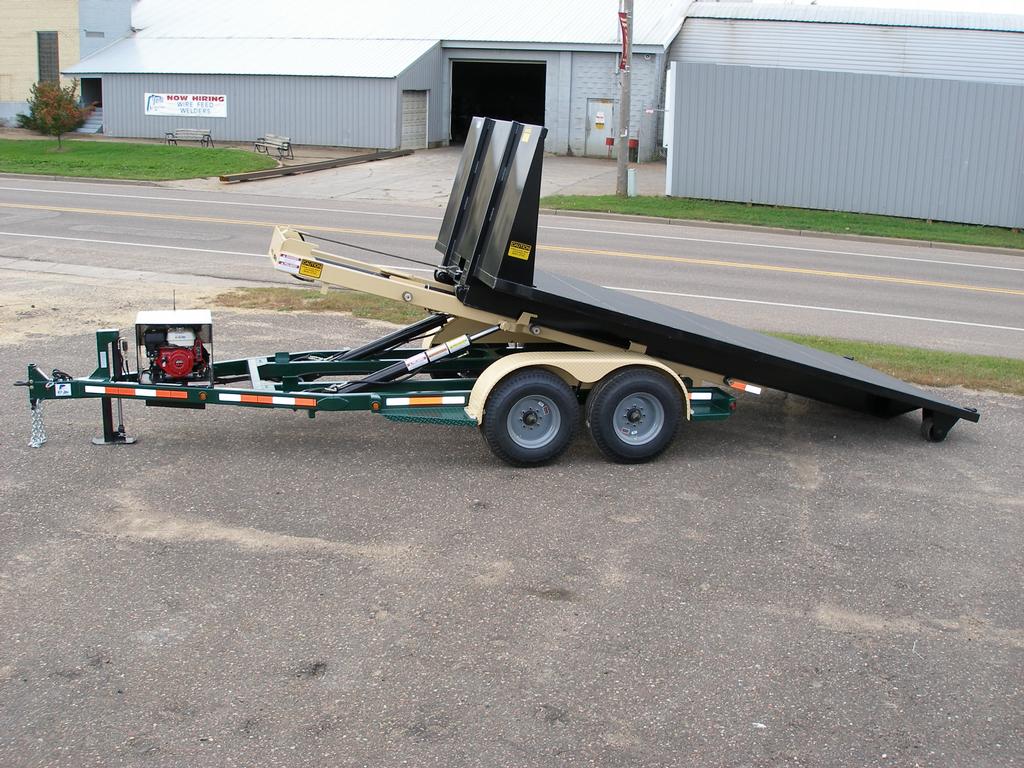 roll off trailer with flatbed.JPG from Nedland Industries in Ridgeland