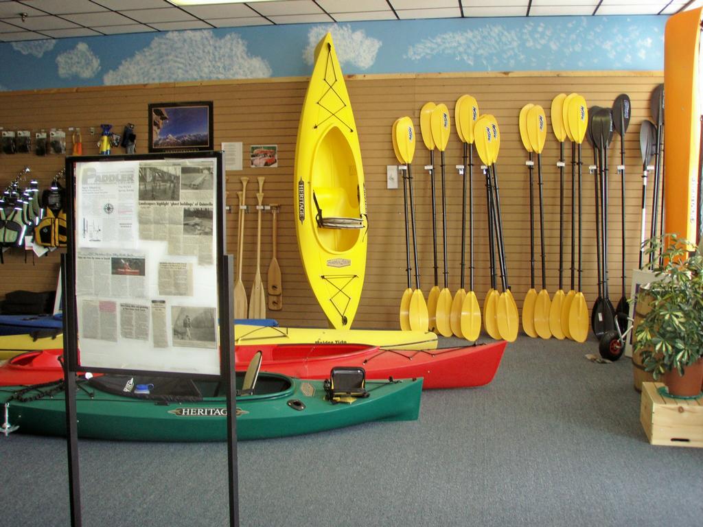 Heritage Stingray 10 Kayak   2008