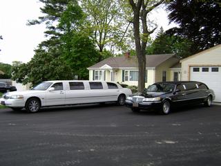 A L & L Limousine Svc - Seekonk, MA