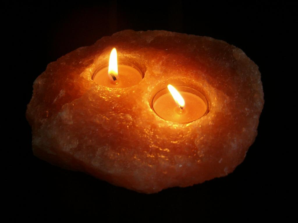 Salt Lamps Etc - Lancaster NY 14086 716-564-9286