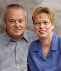 Richard & Debbie Helgeson-headshots.jpg