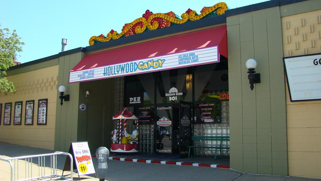 Hollywood Candy - Omaha NE 68102 | 402-884-7688 | Candy & Sweets