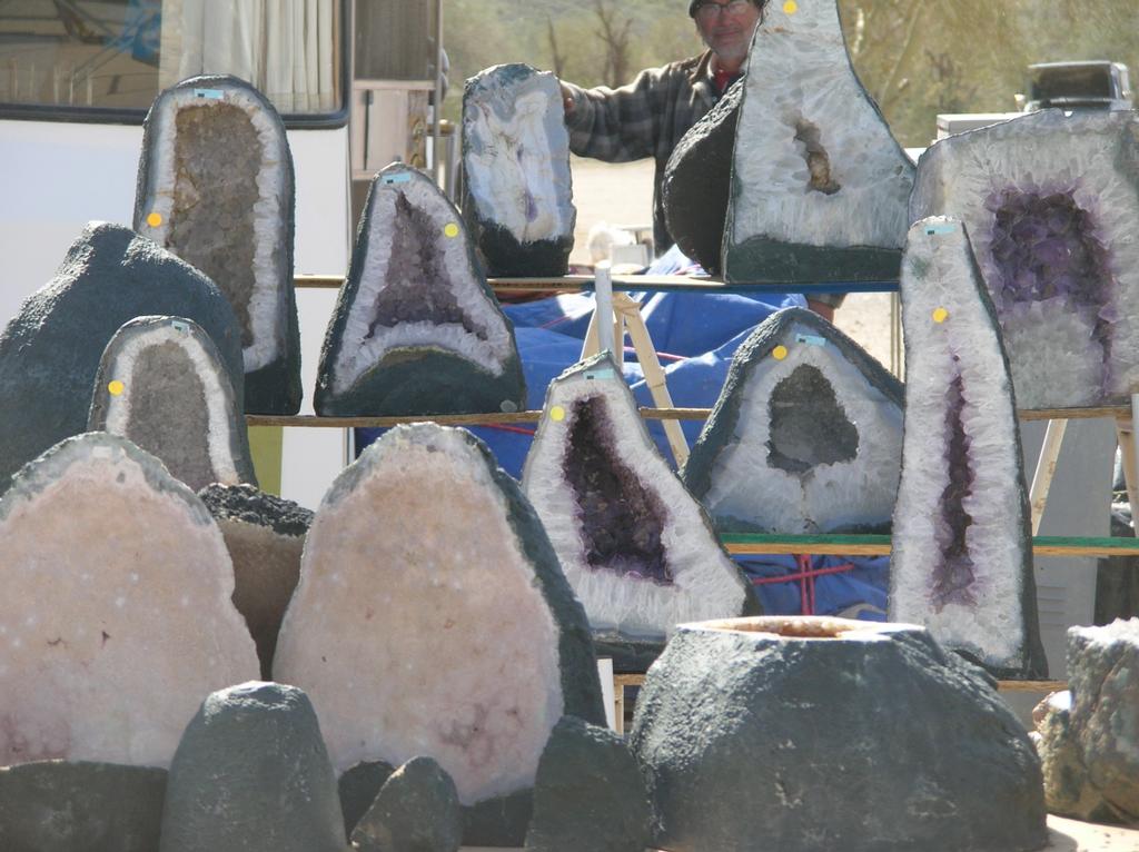 Quartzsite Arizona Mineral Show at Cynthia blog