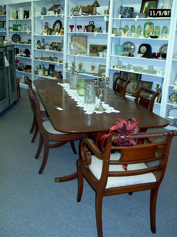 Lakeview Antiques