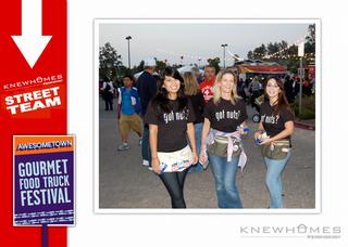 KNEWHOMES Street Team