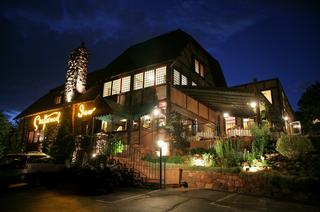 Craftwood Inn - Manitou Springs, CO