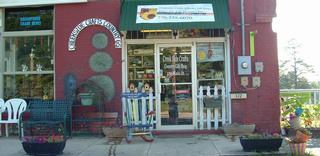 Creekside Crafts Country Gift - Milner, GA
