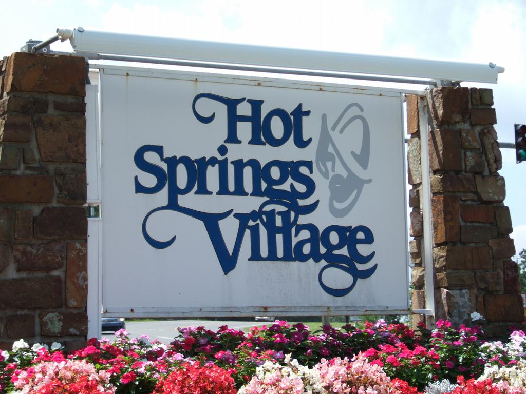 REMAX of Hot Springs Village Hot Springs Village AR 71909 8888289478