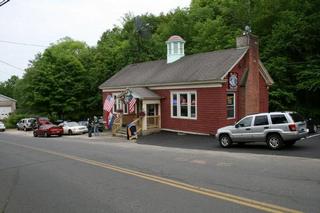 Mr D's Tavern - Naugatuck, CT