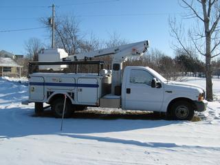 35' Bucket Truck provided by Van Berkum Electric Pella 50219 