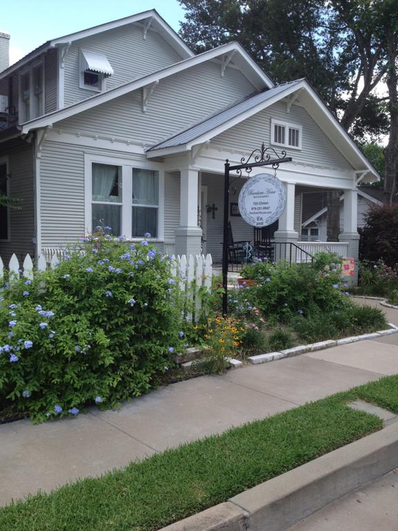 Brenham House Bed and Breakfast Brenham TX 77833 9792519947