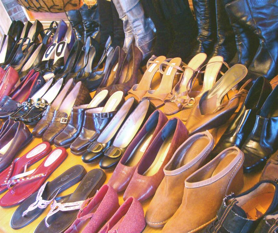 Pictures for Wicked Thrift in West Dennis, MA 02670