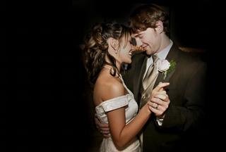 wedding-dance-couple-close-up.jpg provided by Moonlight Ballroom Dance Center Mountville 17554 