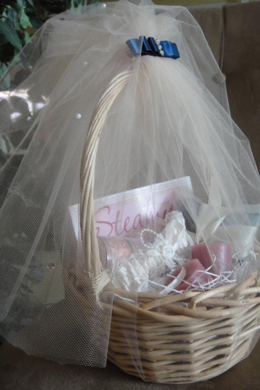 Claudia's Beautiful Baskets Spa Gift Baskets for Women, Wedding Baskets and More Brooklyn NY