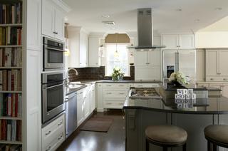 Transitional Kitchen Design on Transitional Kitchen Design  Signature Kitchens   Baths Design Award
