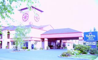 Holiday Inn Express Fortuna (Ferndale Area) - Fortuna, CA