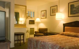 Cedar Lodge Motel - Dunsmuir, CA