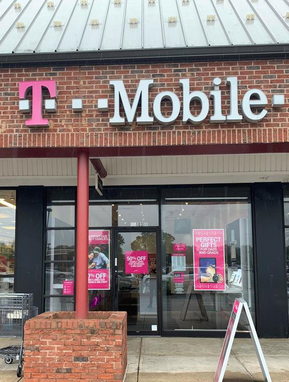 Pictures for TMobile Closed in West Springfield, MA 01089