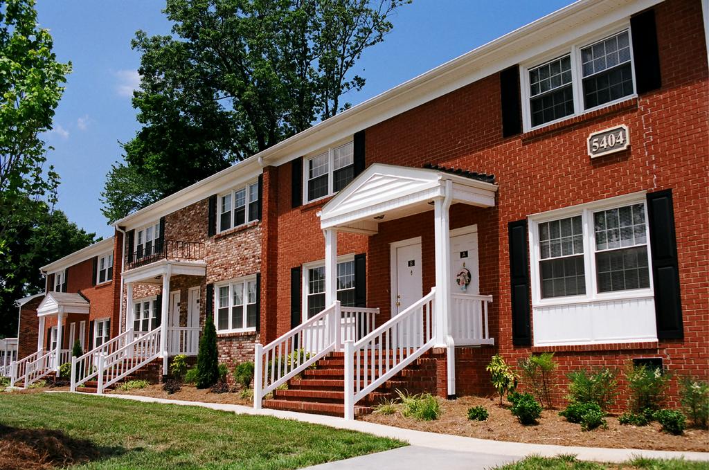 Pictures for Legacy At Friendly Manor Apartments in Greensboro, NC 27410