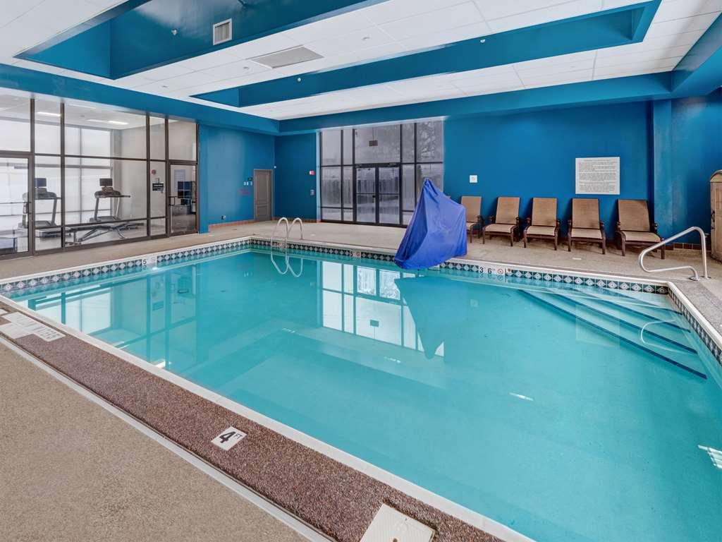Pool by Hampton Inn Pittsburgh/Monroeville