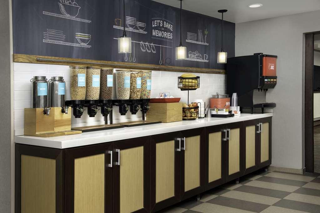 Breakfast Area by Hampton Inn Pittsburgh/Monroeville