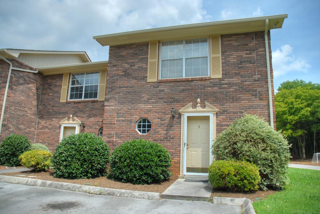 Raintree Apartments Knoxville TN 37923 8655394085 Apartments