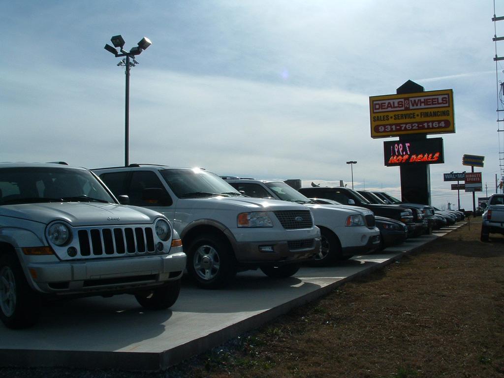 Tennessee deals on wheels
