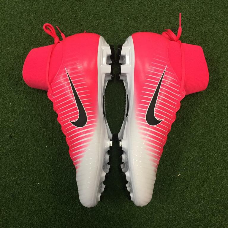  by Soccer Kicks