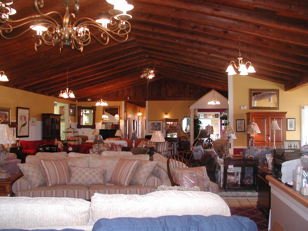 Brand Name Sofa Outlet Williamsburg VA 23188 7575640305