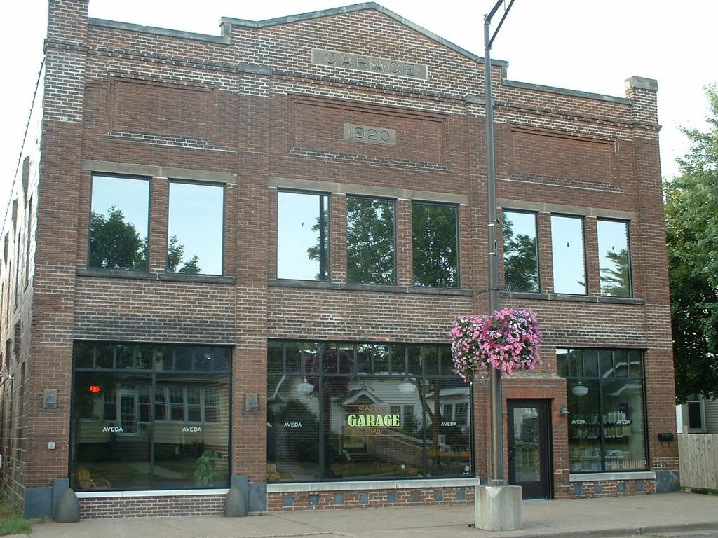 The Garage Salon Chippewa Falls WI 54729 7157232396