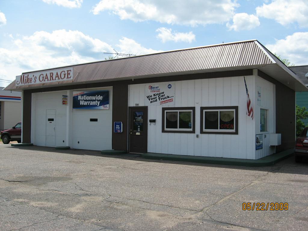 Le toy van гараж. винтажные таблички для автосервиса. гараж для игрушечных машин. Le toy van игровой набор парковка "гараж майка" tv420. автомастерская клипарт.