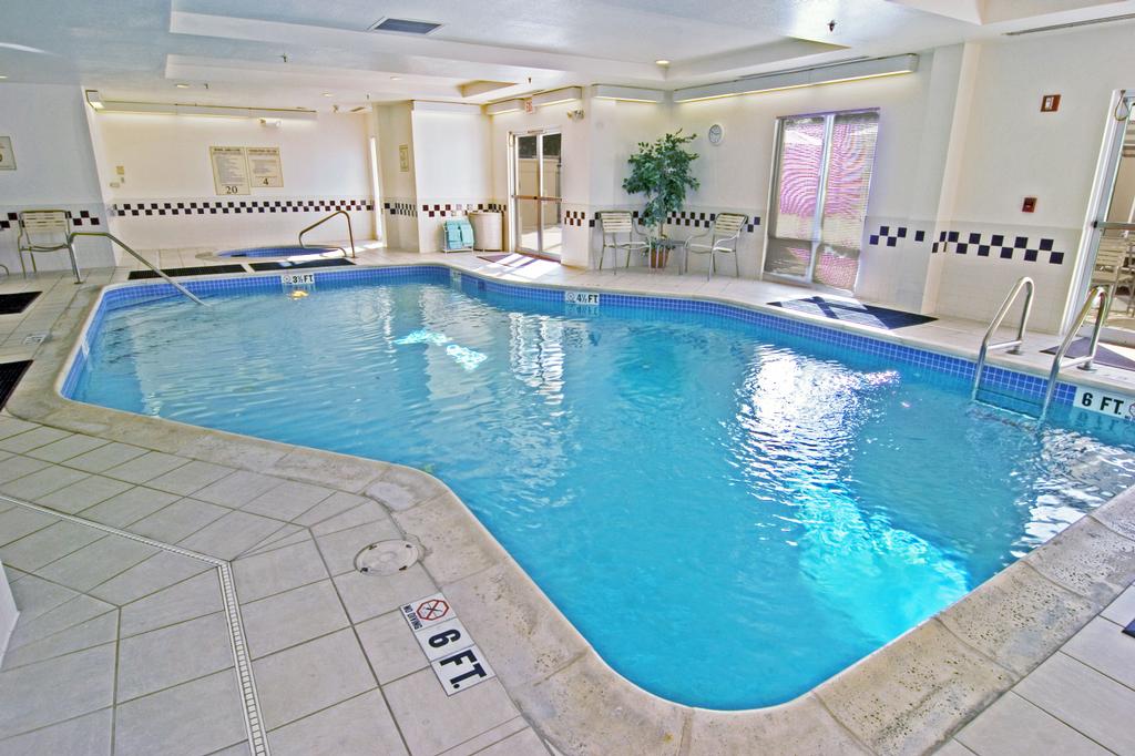 MCOAL_photo_Indoor_Pool by SpringHill Suites by Marriott