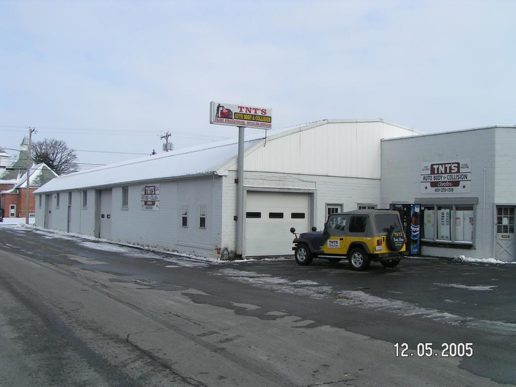 TNT'S Body Shop Deshler OH 43516 4192781319 Auto Detailing