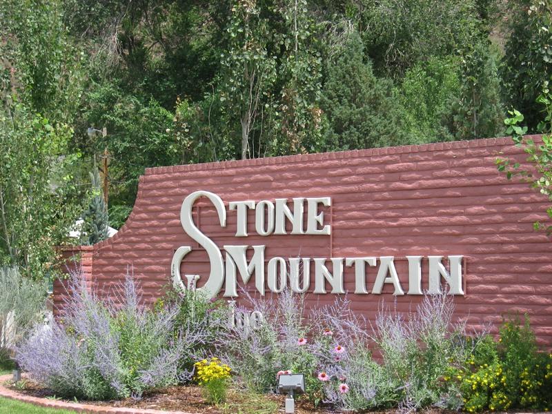 Stone Mountain Sign From Stone Mountain Lodge Cabins In Boulder