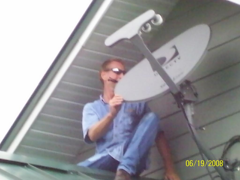new pic 2008 028 by Mark's Satellites Inc.