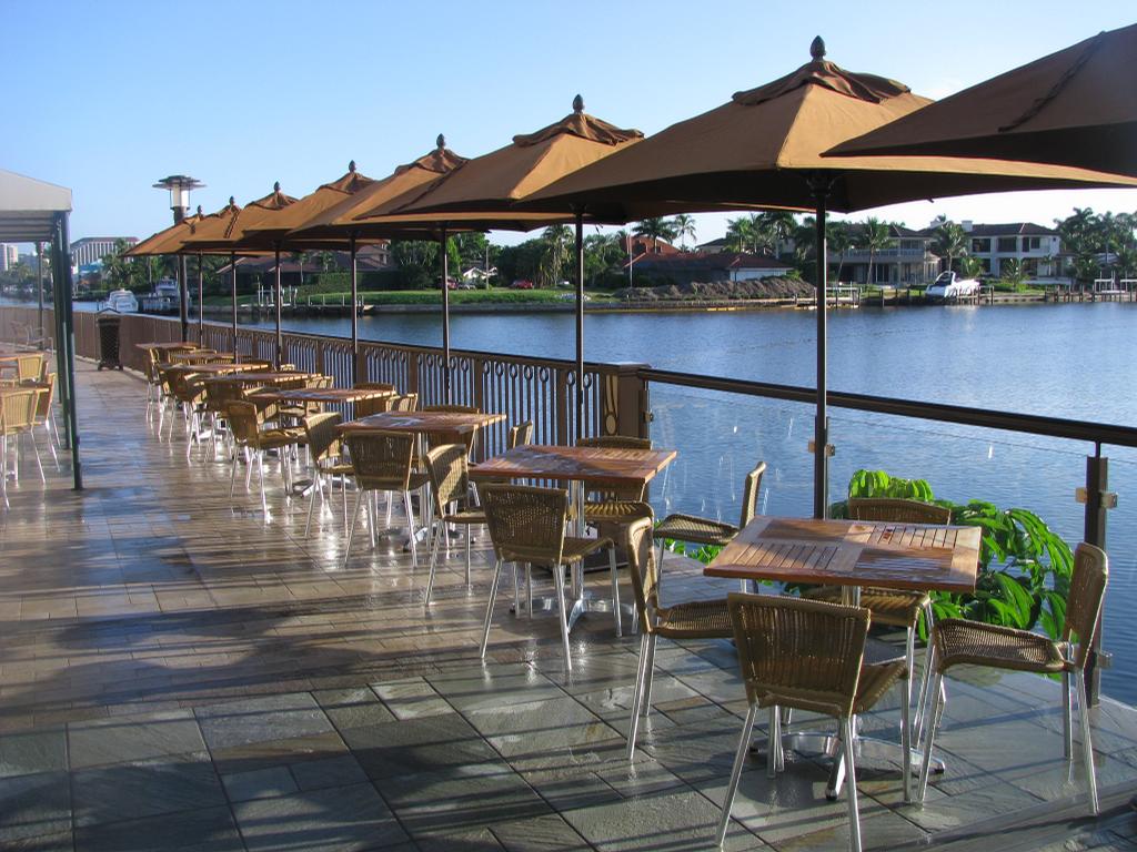 Bayside Dining From Village Pub In Naples Fl 34103 Restaurants Bayside Dining