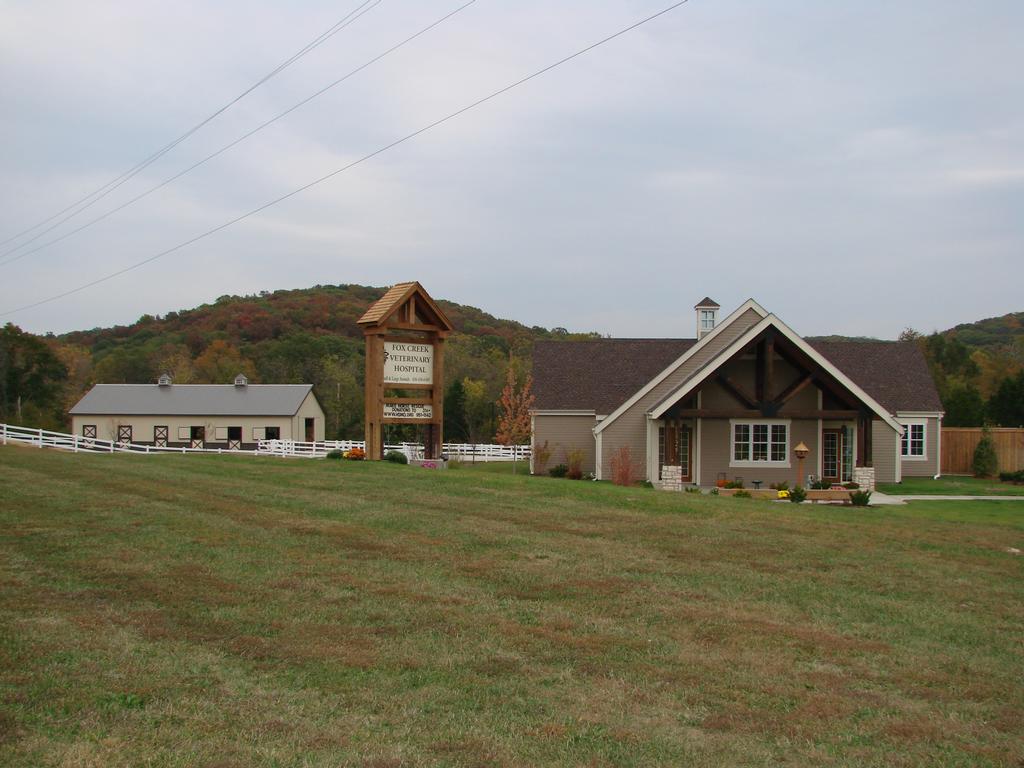 Fox Creek Veterinary Hospital - Pacific MO 63069 | 636-458 ...