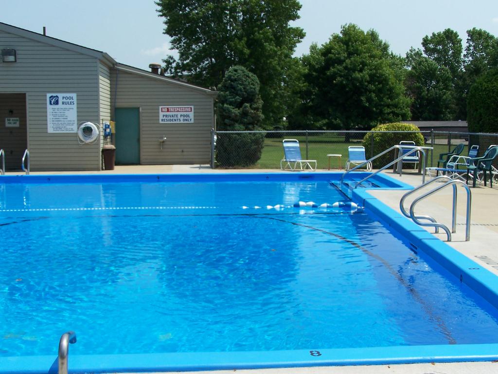 Canterbury & Oxford Apartments Mount Pleasant MI 48858 9897720883