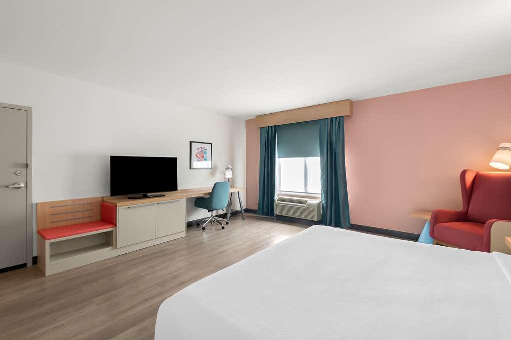 Guest room by Hilton Garden Inn Lexington Georgetown