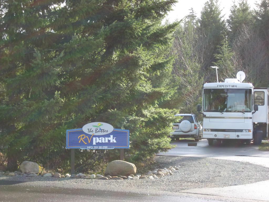 The Buttes RV Park & Storage Orting WA 98360 4254423573