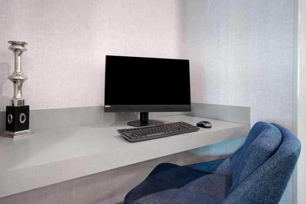 Business Center by Homewood Suites by Hilton Lexington-Hamburg