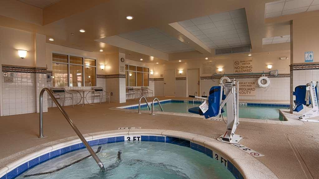 Pool by Hilton Garden Inn Florence