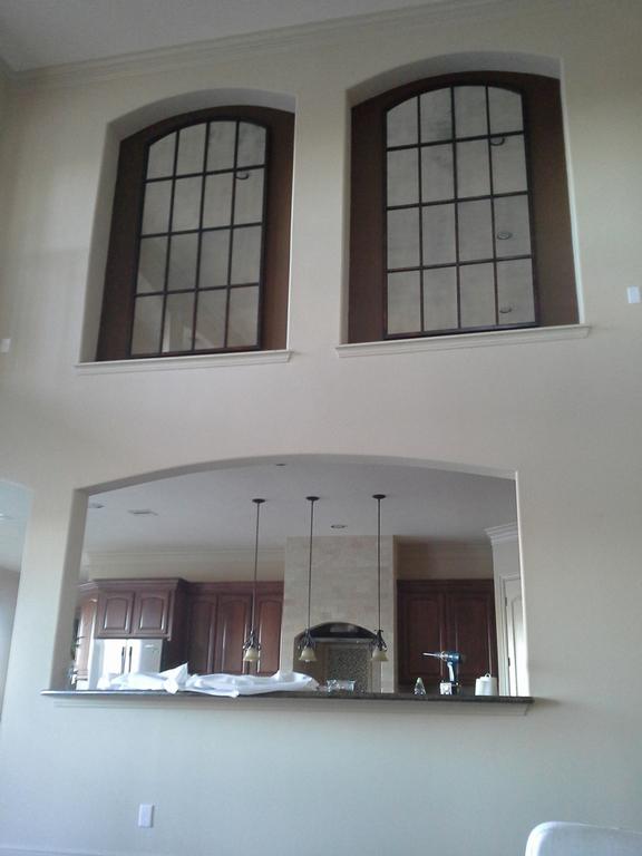 Professional Picture Hanging Mirror And Curtain