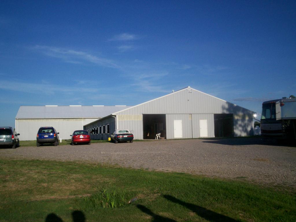 NEWSTEAD EQUESTRIAN CENTER, LLC Akron NY 14001 7165423064