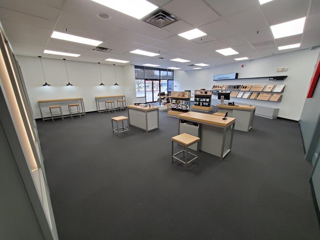 TCC, Verizon Authorized Retailer
801 Putney Road
Brattleboro, VT by Verizon