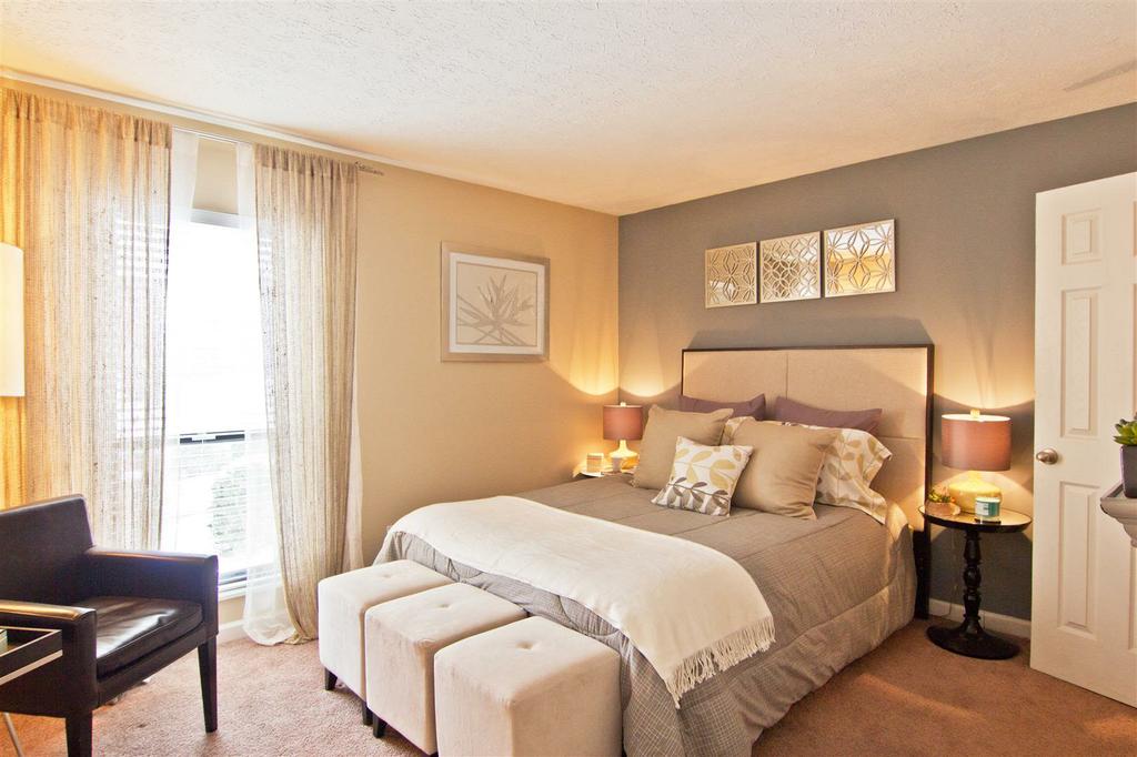 Pictures for The Grove at Lyndon Apartments in Louisville, KY 40222